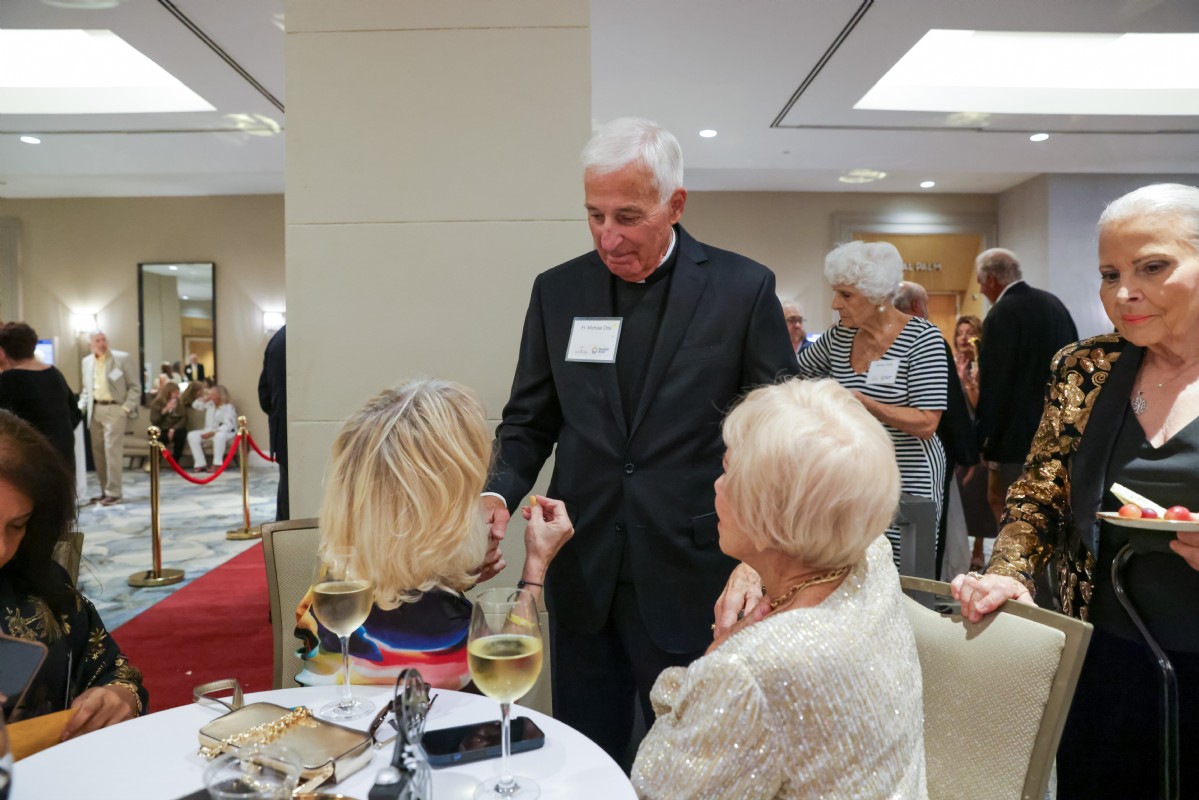 117-Golden Age Gala-Nov-2025_9846