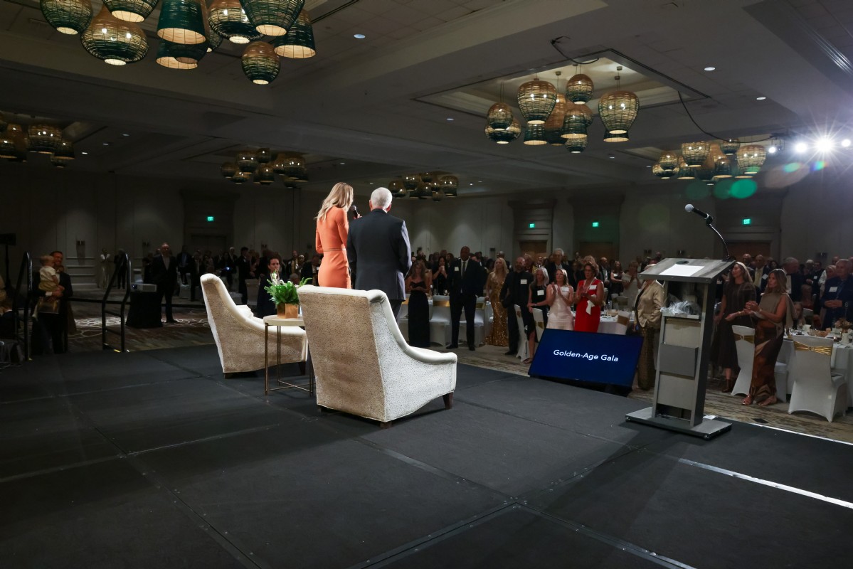 477-Golden Age Gala-Nov-2025_0885