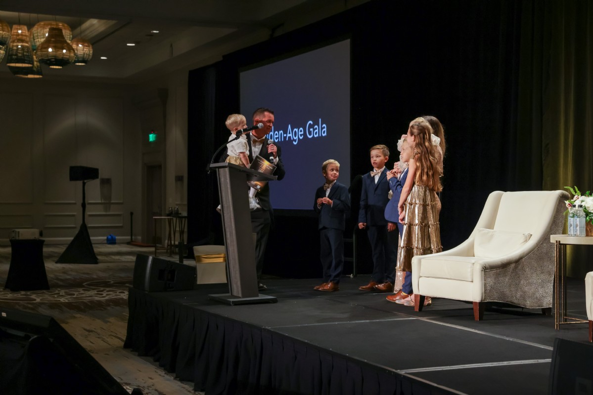 488-Golden Age Gala-Nov-2025_0947